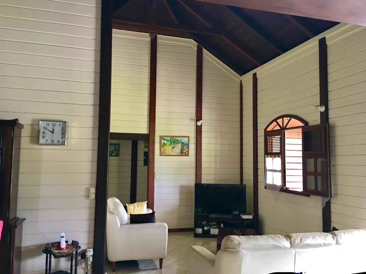 Chambre A Louer Chez L'Habitant Dans Villa Creole Authentique Et En Bois Trois-Rivières 外观 照片